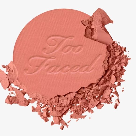 🌷Too Faced Cloud Crush Blurring Blush Full Sz Velvet Crush MY FAVORITE - Picture 2 of 8